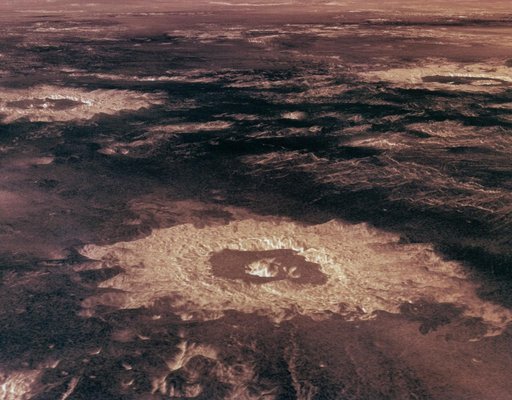 Magellan 3D view of Venus impact craters