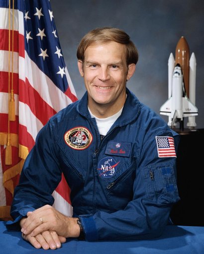 Portrait of Astronaut Mark C. Lee