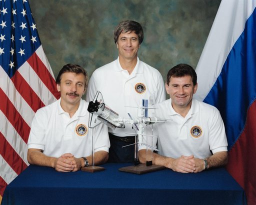 Mir 21 crew portraits