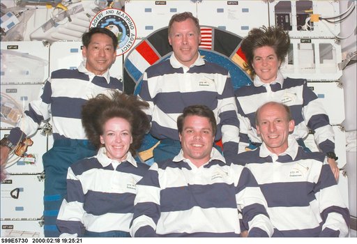 STS-99 crewmembers pose for inflight portrait on OV-105's middeck