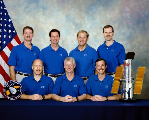 STS-82 official crew portrait