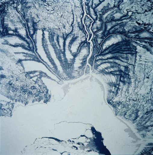 Earth observations of Hudson Bay, Canada taken from OV-105 during STS-99