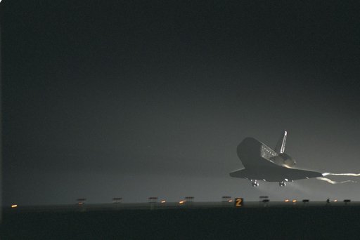 STS106-s-014