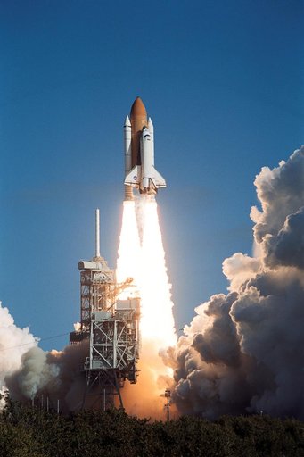 STS107-S-015