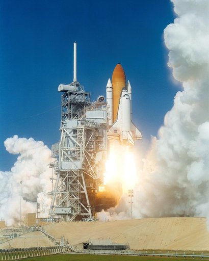 STS112-S-007