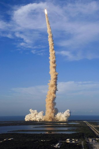 STS117-S-017