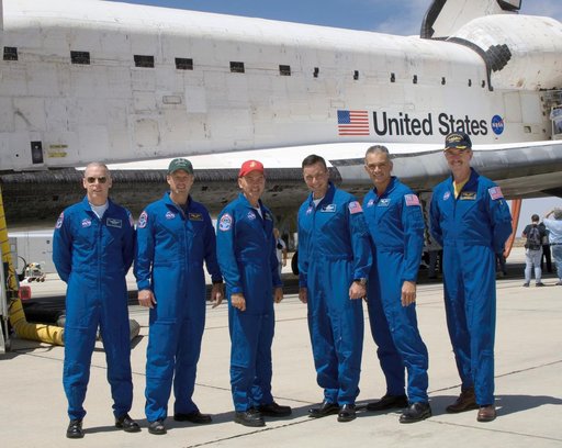 STS-117 landing at Dryden