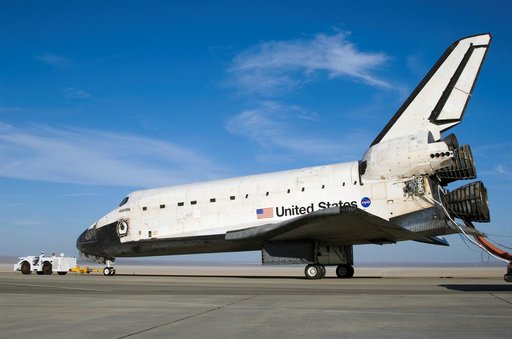 STS-117 landing at Dryden