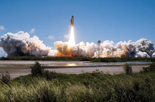 STS-121 Launch of the orbiter Discovery