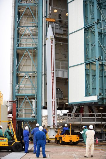 Delta II JPSS-1 Solid Rocket Motor (SRM) Hoist and Mate