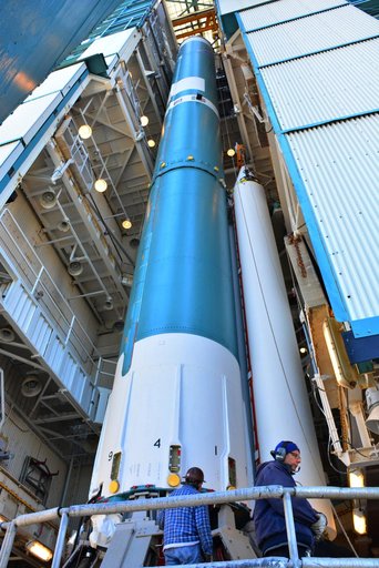 Delta II JPSS-1 SRM Installation onto Booster