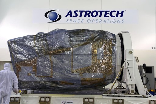 Delta II JPSS-1 Spacecraft Arrival and Offload