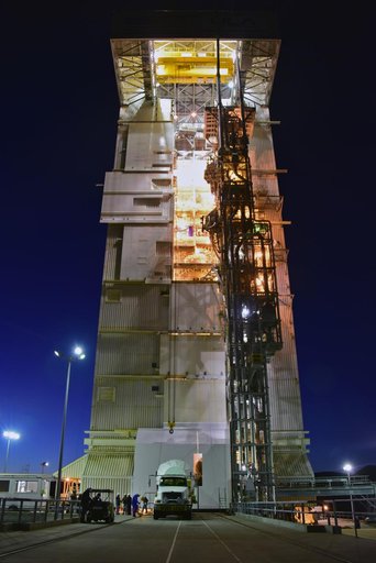 InSight Atlas V Centaur Lift & Mate