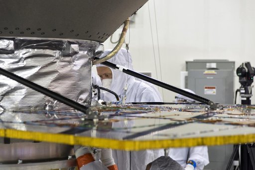 InSight Spacecraft Lift to Spin Table & Pre-Spin Processing