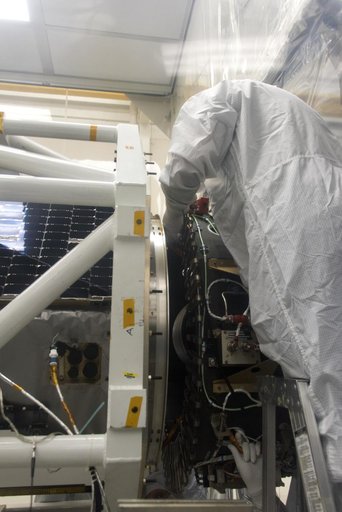 Pegasus ICON Spacecraft Mate to Launch Vehicle