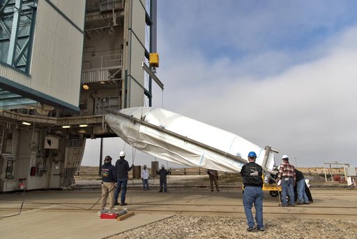 Delta II ICESat-2 Fairing Hoist