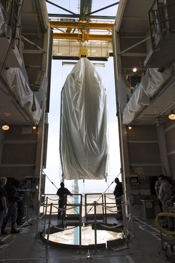 Delta II ICESat-2 Fairing Hoist