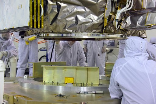 Delta II ICESat-2 Spacecraft Lift to Work Stand