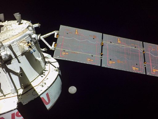 Flight Day 15: Orion and the Moon