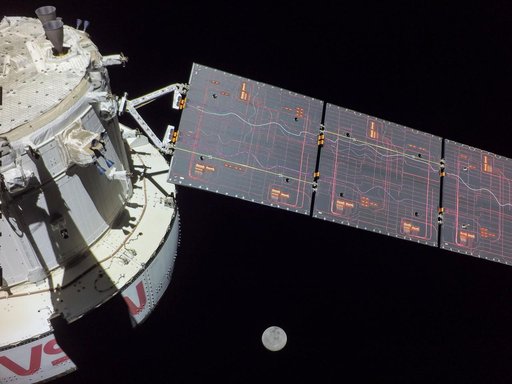 Flight Day 17: Orion's Array Over the Moon