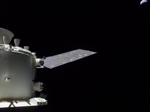 Flight Day 17: Orion Points to Earth