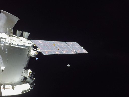 Flight Day 22: Orion Looks Back at the Moon