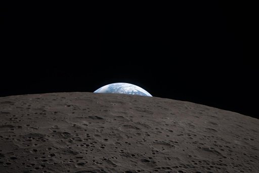 A Breathtaking Earthset from Orion