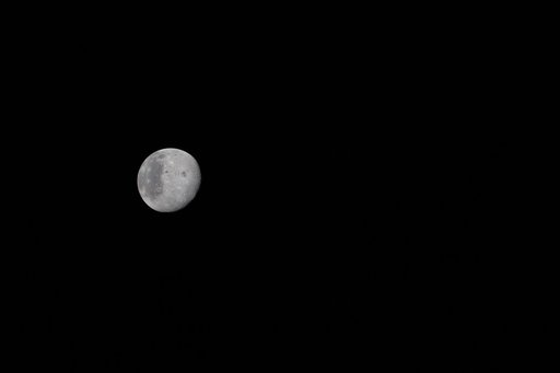 Approaching Lunar Flyby