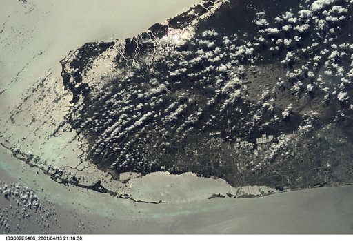 Sunglint in Florida Bay taken by the Expedition Two crew