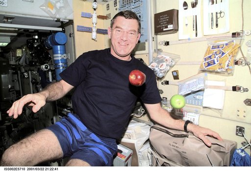 Voss in Service Module with apples