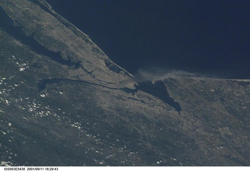 Earth observation images taken during the Expedition Three mission
