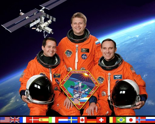 Expedition 4 crew portrait