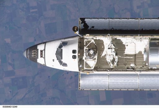 Endeavour on approach to ISS for mission STS-111 UF2 / Expedition Four