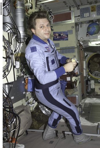 Onufrienko in the SM during Expedition Four