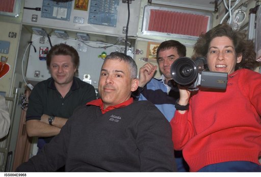 STS-110 and Expedition Four crews gather in the Zvezda SM on first day of joint OPS