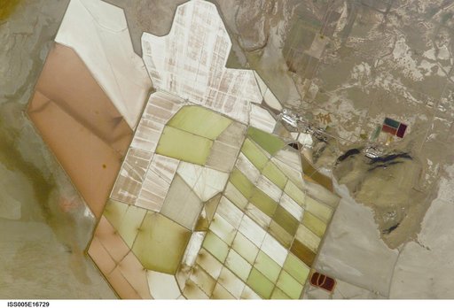 Crew Earth Observations (CEO) by Expedition Five Crew