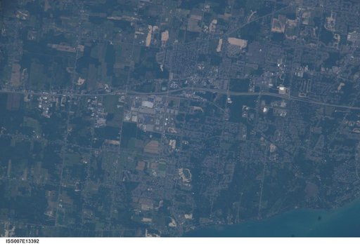 Earth observations taken by the Expedition Seven crew