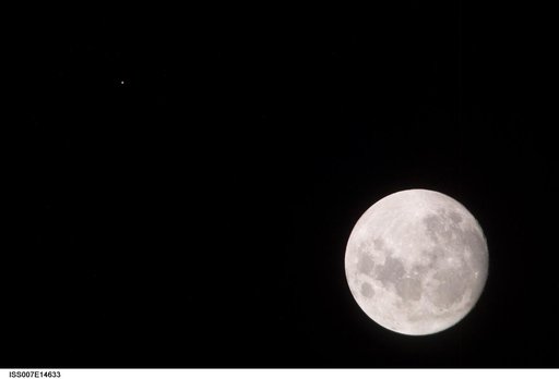 iss007e14633