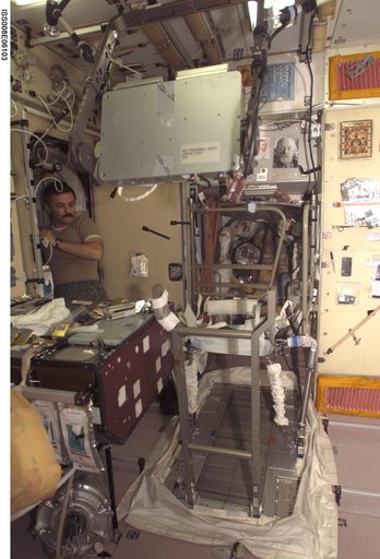 View of the TVIS in the SM taken during Expedition 8
