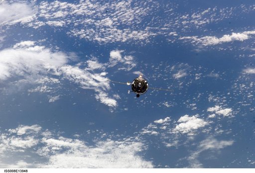 Progress 13P approach for docking with ISS during Expedition 8