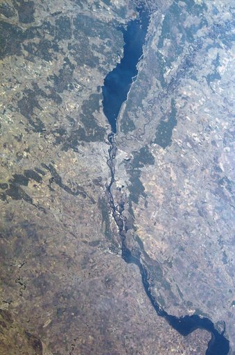 Crew Earth Observations (CEO) taken during Expedition 8