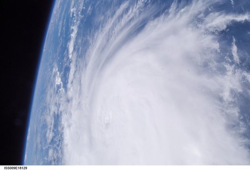 iss009e18129
