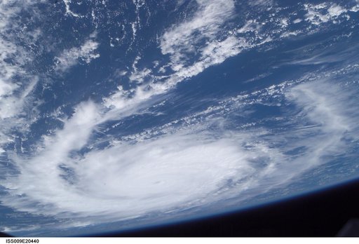 iss009e20440