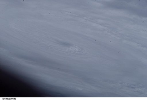 iss009e20442