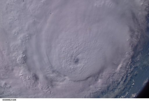 iss009e21208