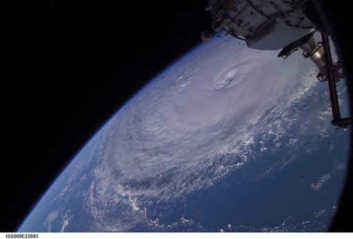 iss009e22693