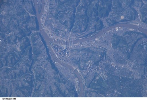 iss009e23888