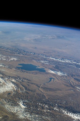 Earth Observations taken by the Expedition 10 crew