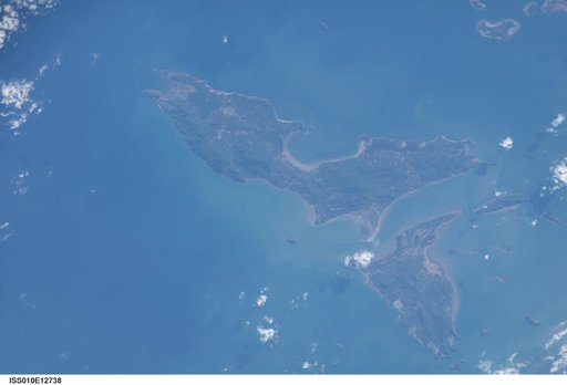 Earth Observations taken by the Expedition 10 crew