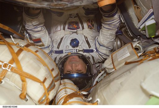 Sharipov wearing Sokol suit during Expedition 10